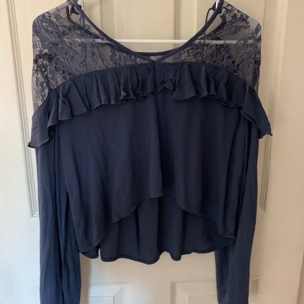 American Eagle long sleeve top